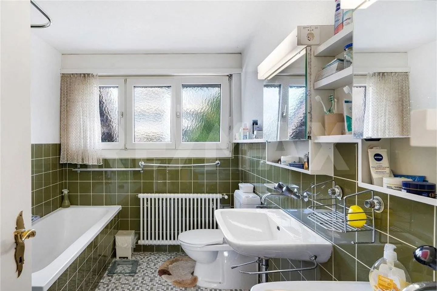 5½ Zimmer Mittelhaus mit Potential – Ihr neues Zuhause erwartet Sie - Foto 8 von 13