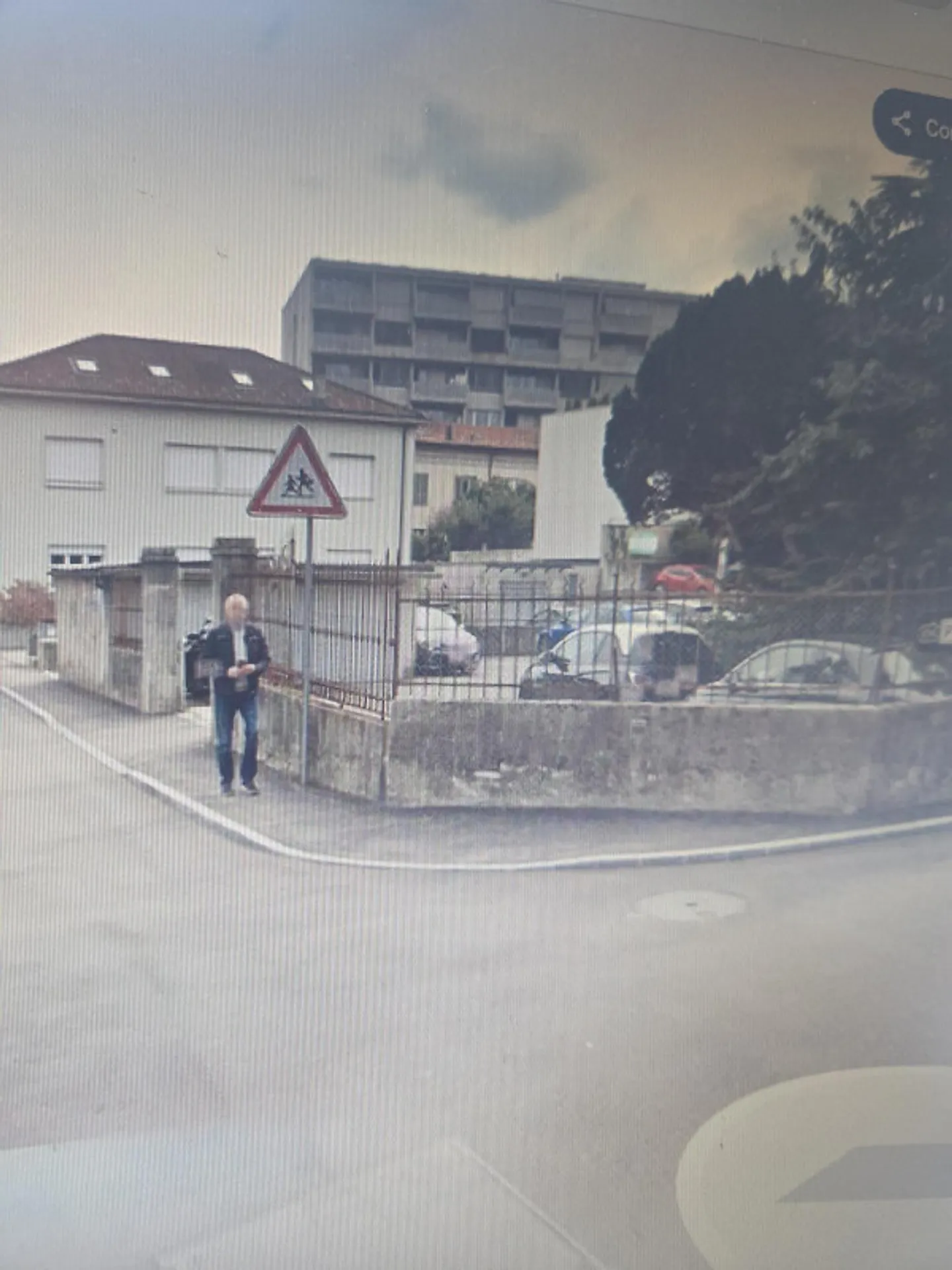 Box auto - Foto 1 di 1