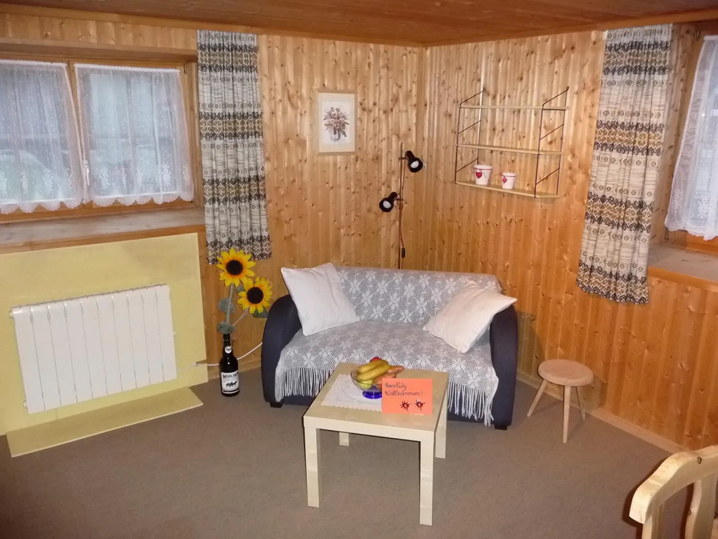 Belle appartement 1.5 pièces entièrement meublé, incluant 1 place de parking extérieur - Photo 1 sur 7