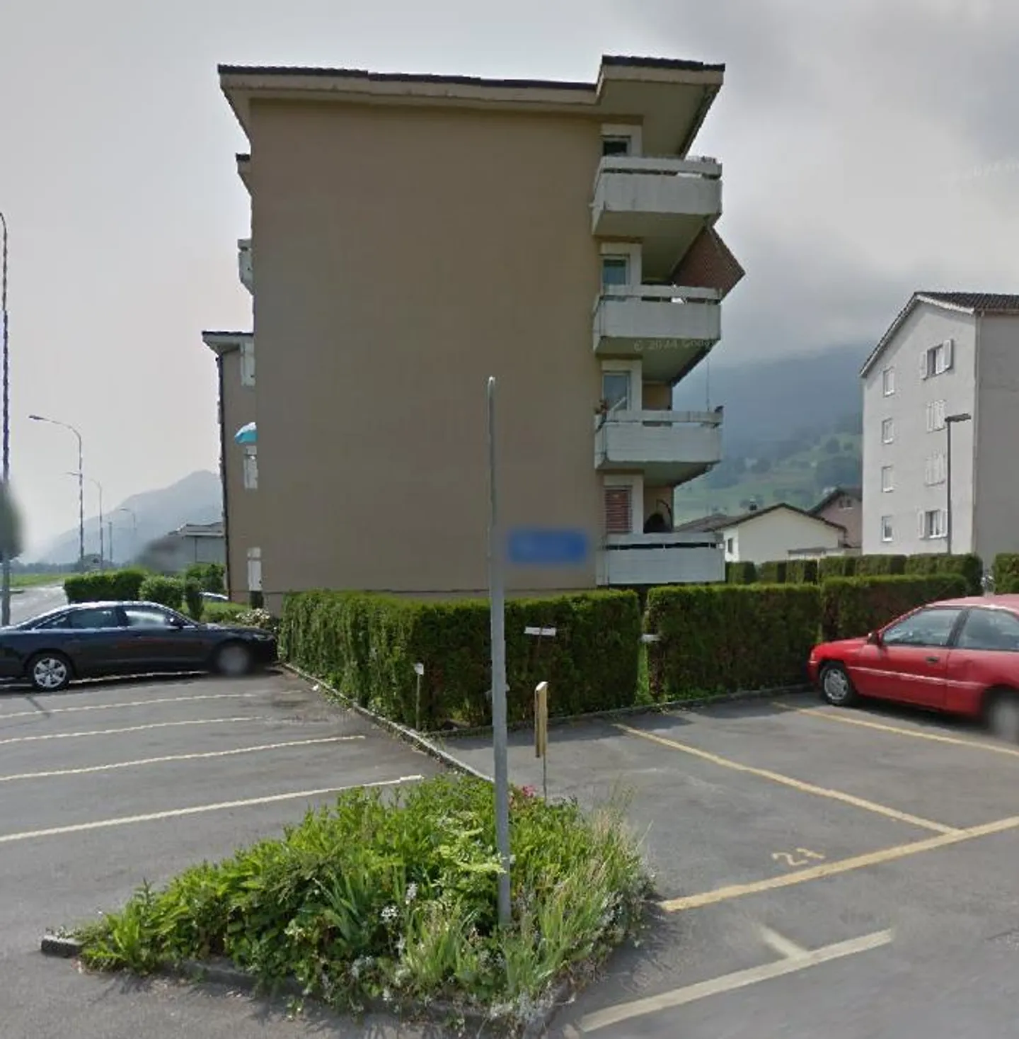 ungedeckte Parkplätze Nr. 21 und Nr. 33 - Foto 1 von 2