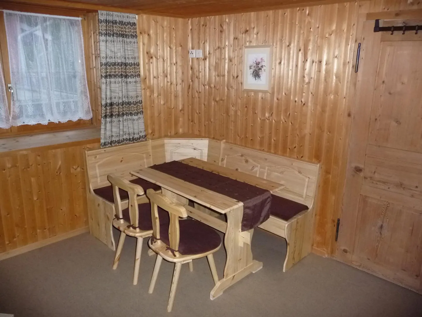 Belle appartement 1.5 pièces entièrement meublé, incluant 1 place de parking extérieur - Photo 2 sur 7