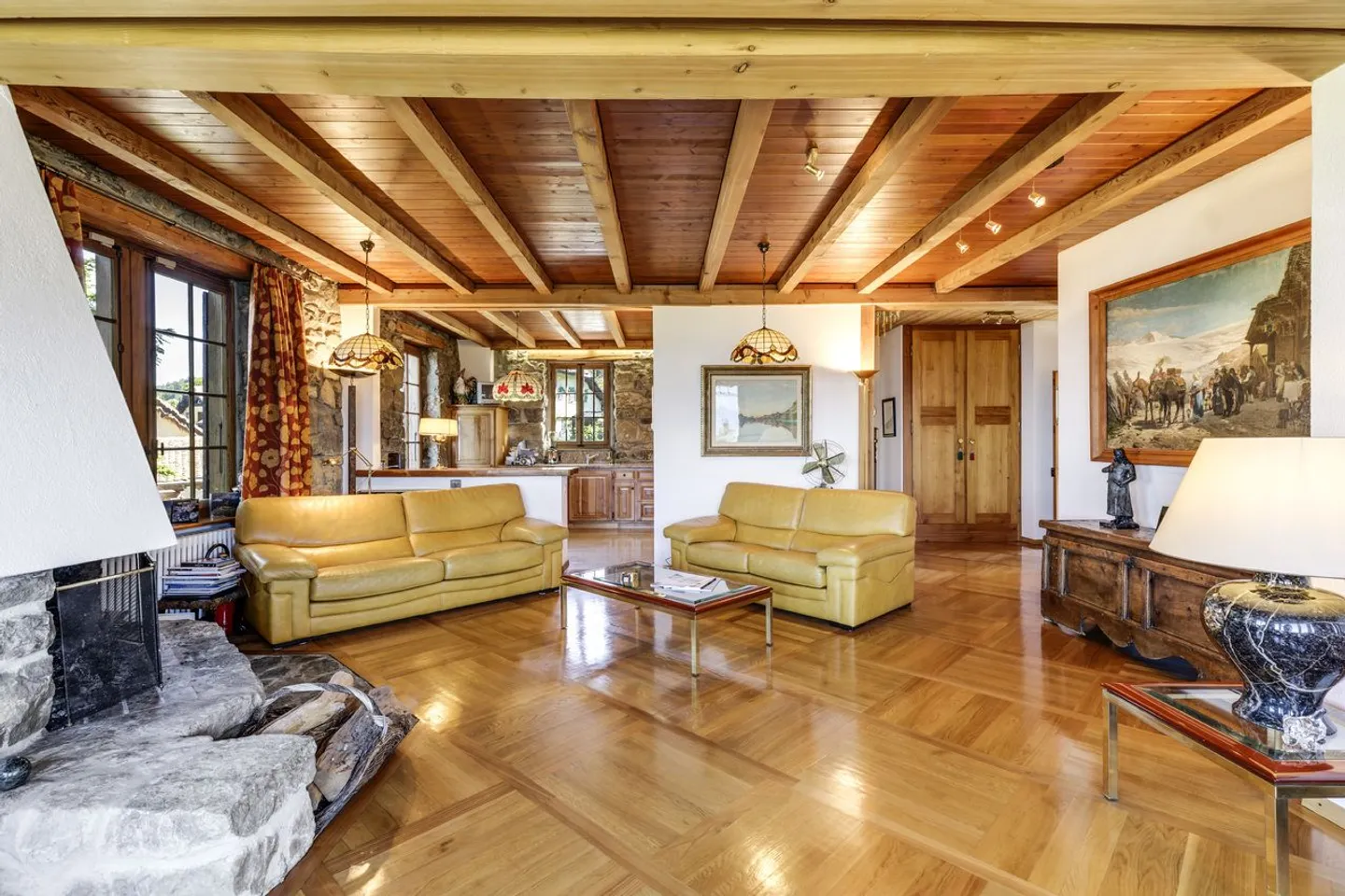 2 Immobilien, darunter ein luxuriöses Chalet mit Panoramablick - Foto 7 von 13