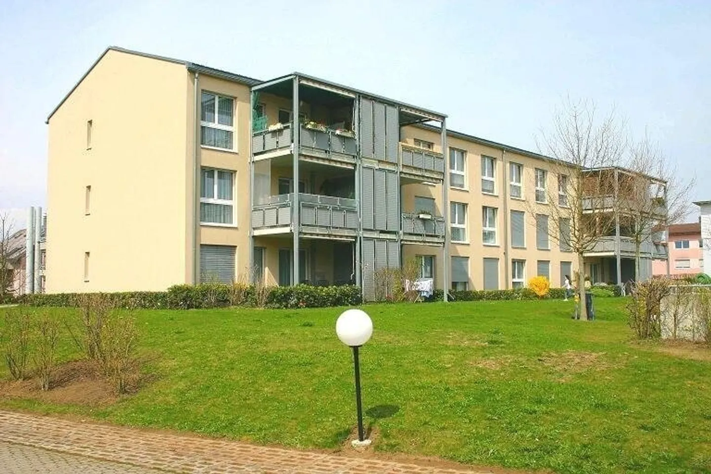 Appartement calme de 4,5 pièces de 97 m² au dernier étage du 2ème étage - Photo 11 sur 12