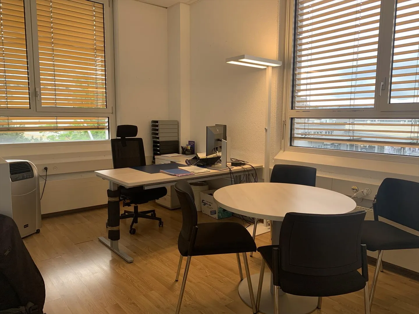 Bureaux luxueux de 940 m² à Champel - Photo 4 sur 9