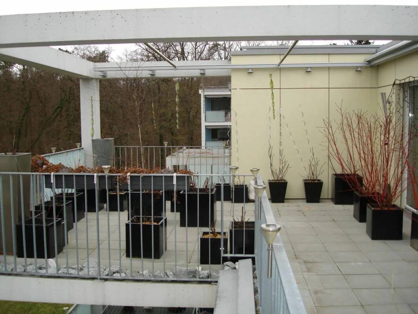 Appartement en attique de 5,5 pièces, 3ème étage dans un endroit calme - Photo 6 sur 12