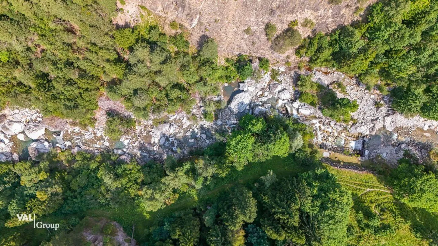 Collector's Item - A Piece of History in the Heart of Valais Nature - Photo 21 of 22