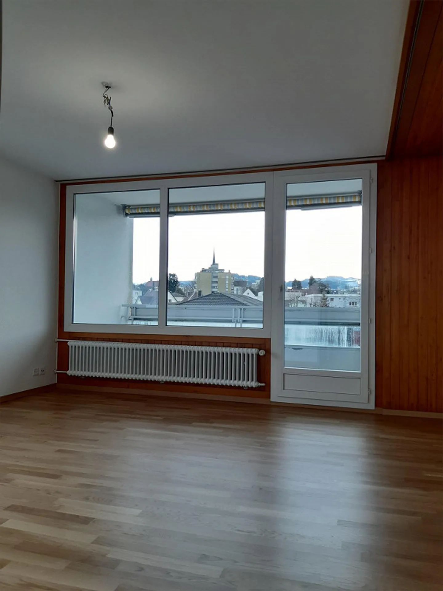 Gemütliche 1 Zimmerwohnung in Niederuzwil - Foto 3 di 6