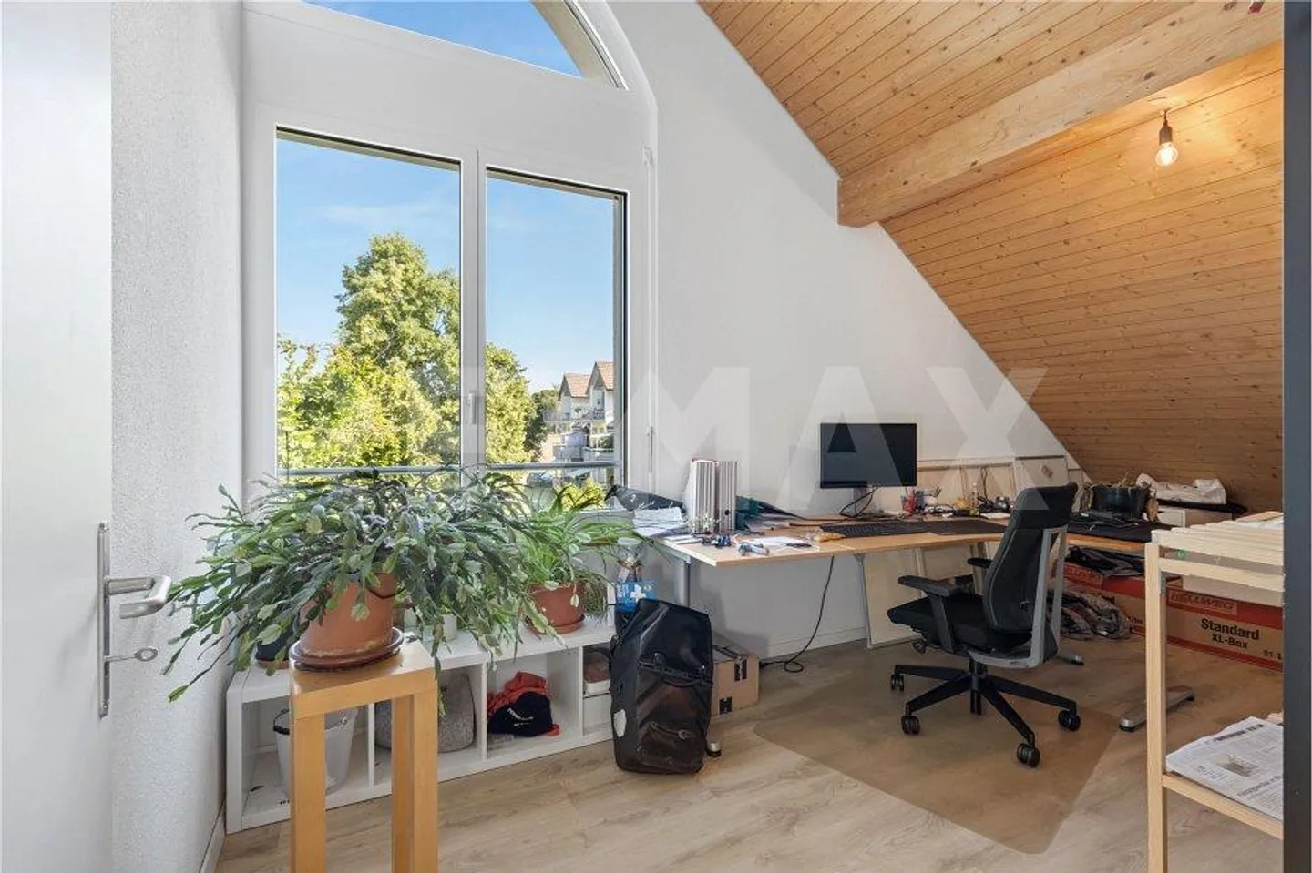 Grosszügige 4½-Zimmer Dachwohnung – Licht, Weitsicht und Stil - Photo 5 of 13