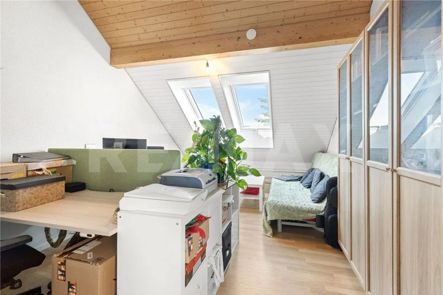 Grosszügige 4½-Zimmer Dachwohnung – Licht, Weitsicht und Stil - Photo 6 of 13