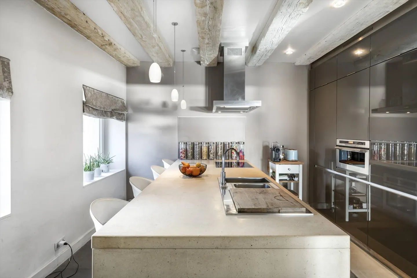 Villa 8,5 Zimmer - Foto 4 von 12