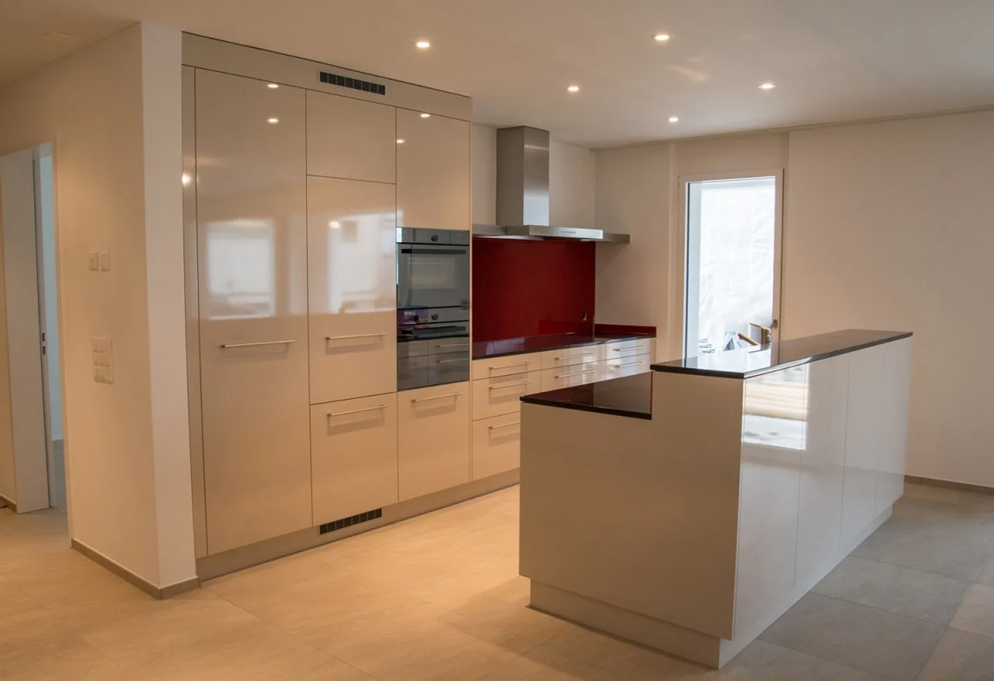 Appartement attrayant de 4,5 pièces 1er étage - Photo 4 sur 10