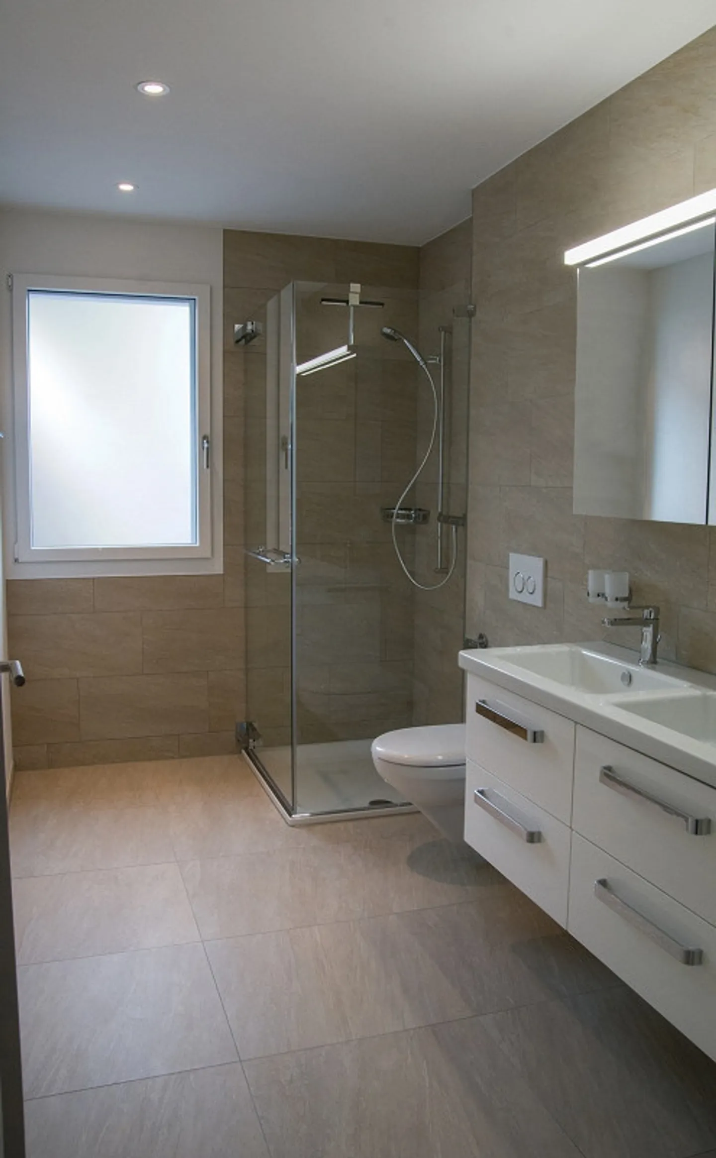 Appartement attrayant de 4,5 pièces 1er étage - Photo 7 sur 10