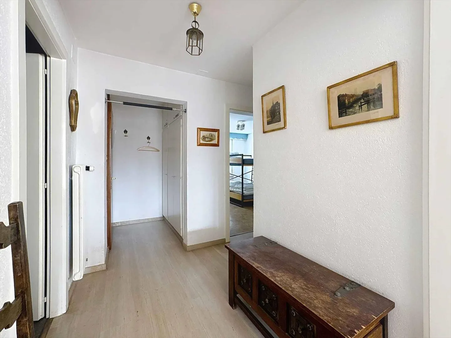 ESCLUSIVITÀ - APPARTAMENTO DI 3,5 LOCALI - Foto 6 di 12