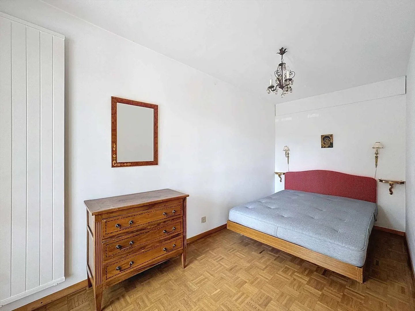 ESCLUSIVITÀ - APPARTAMENTO DI 3,5 LOCALI - Foto 7 di 12
