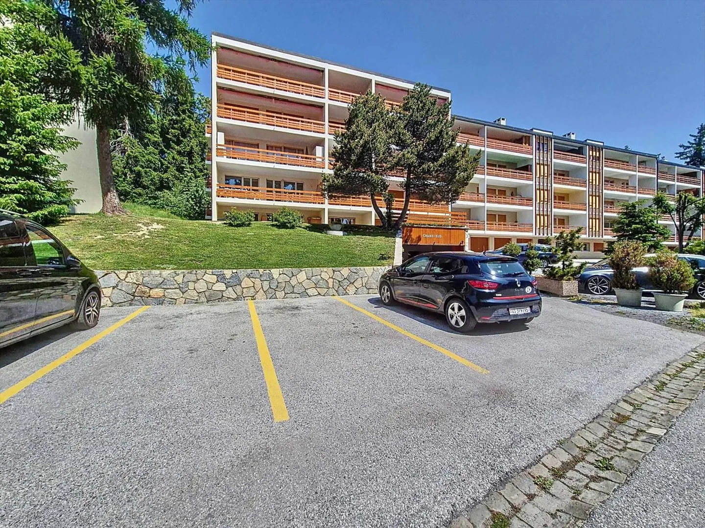 ESCLUSIVITÀ - APPARTAMENTO DI 3,5 LOCALI - Foto 11 di 12