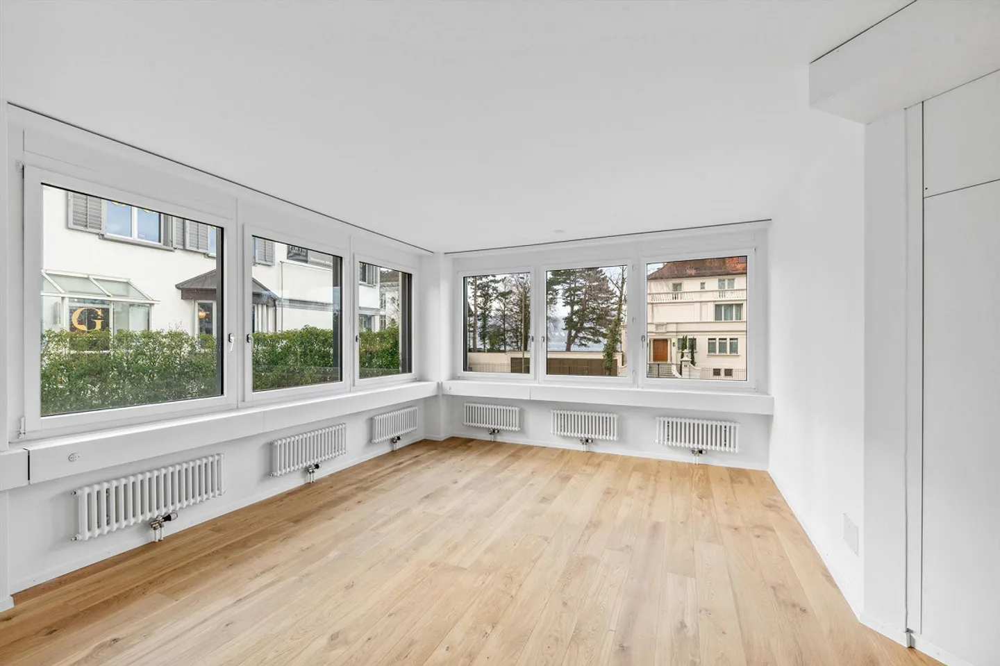 Espaces de pratique modernes avec jardin - 210 m² - Photo 11 sur 13