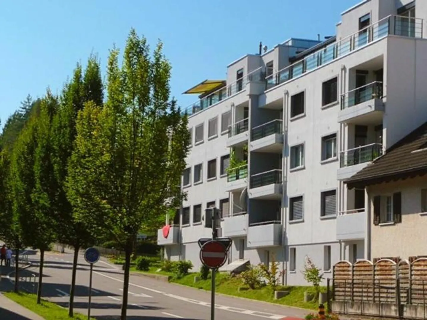 Modern 3.5-room apartment on the 3rd floor in a central location in Kriens - Photo 1 of 16