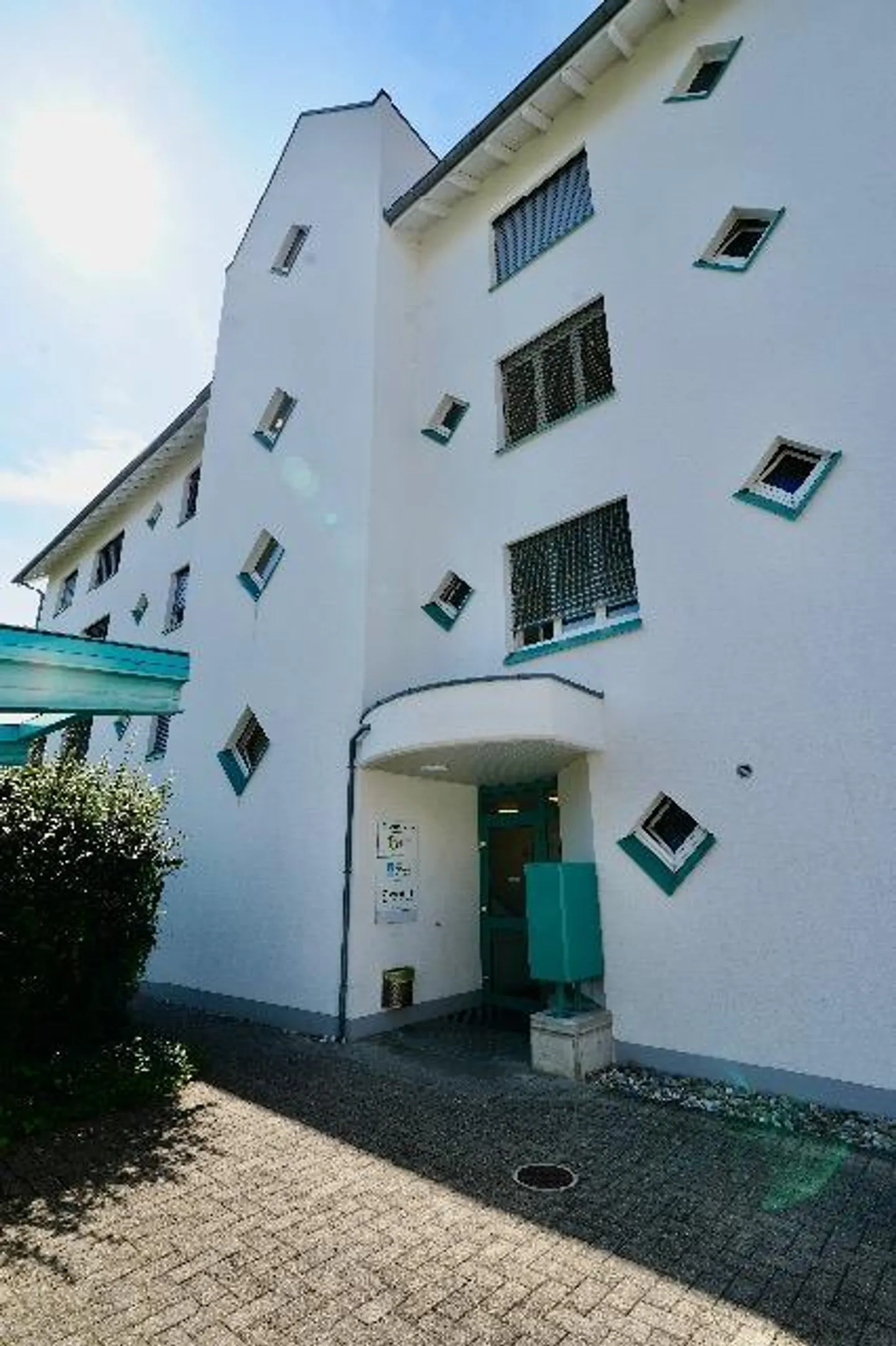 3.5 to 4-room penthouse apartment in the heart of Amriswil - Photo 11 of 11