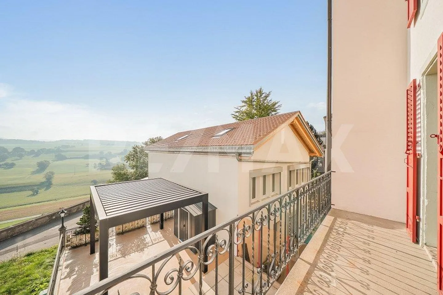 Idéale pour une grande famille: maison de ville, 285 m² habitables - Photo 7 of 13