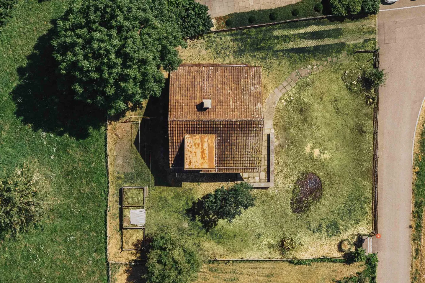 Single-family house in a rural location - Photo 6 of 14