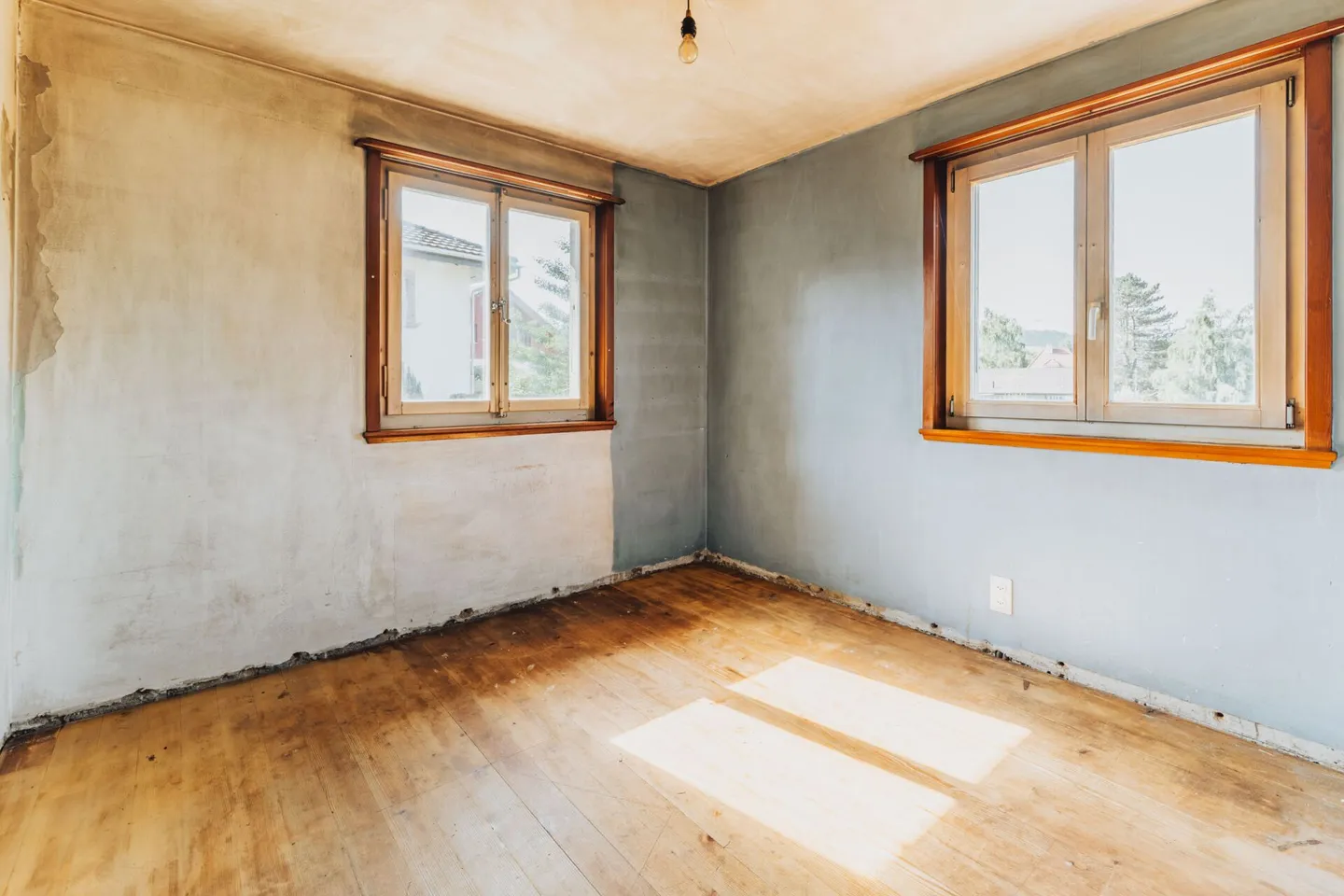 Single-family house in a rural location - Photo 11 of 14