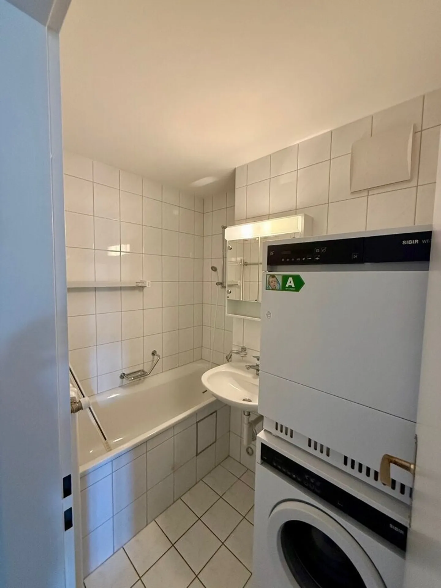 Vivere spazioso a Therwil - Foto 7 di 9