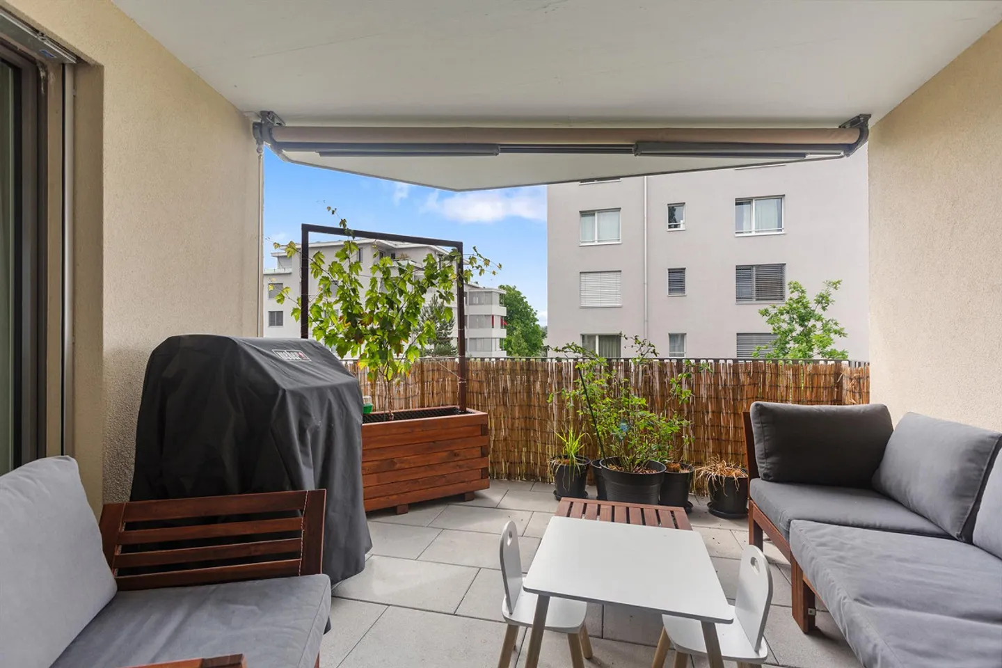 Zentral und neuwertig - Foto 6 von 8