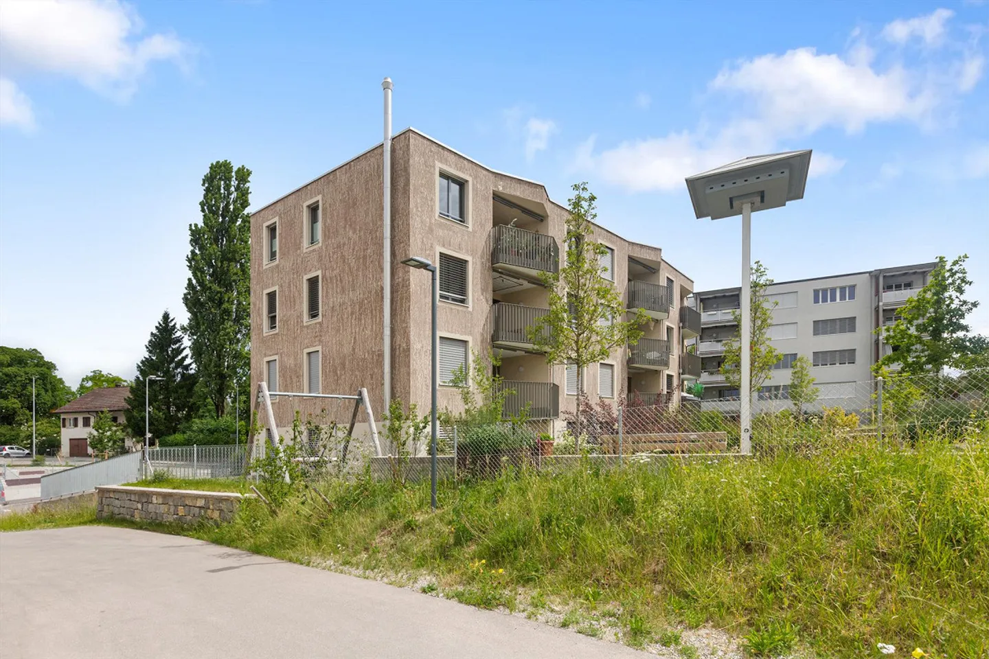 Zentral und neuwertig - Foto 7 von 8