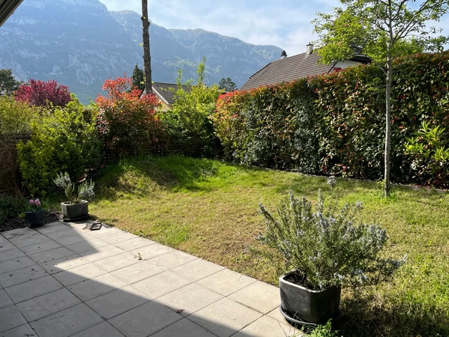 Maison Familiale Moderne à Veyrier - Photo 2 sur 2