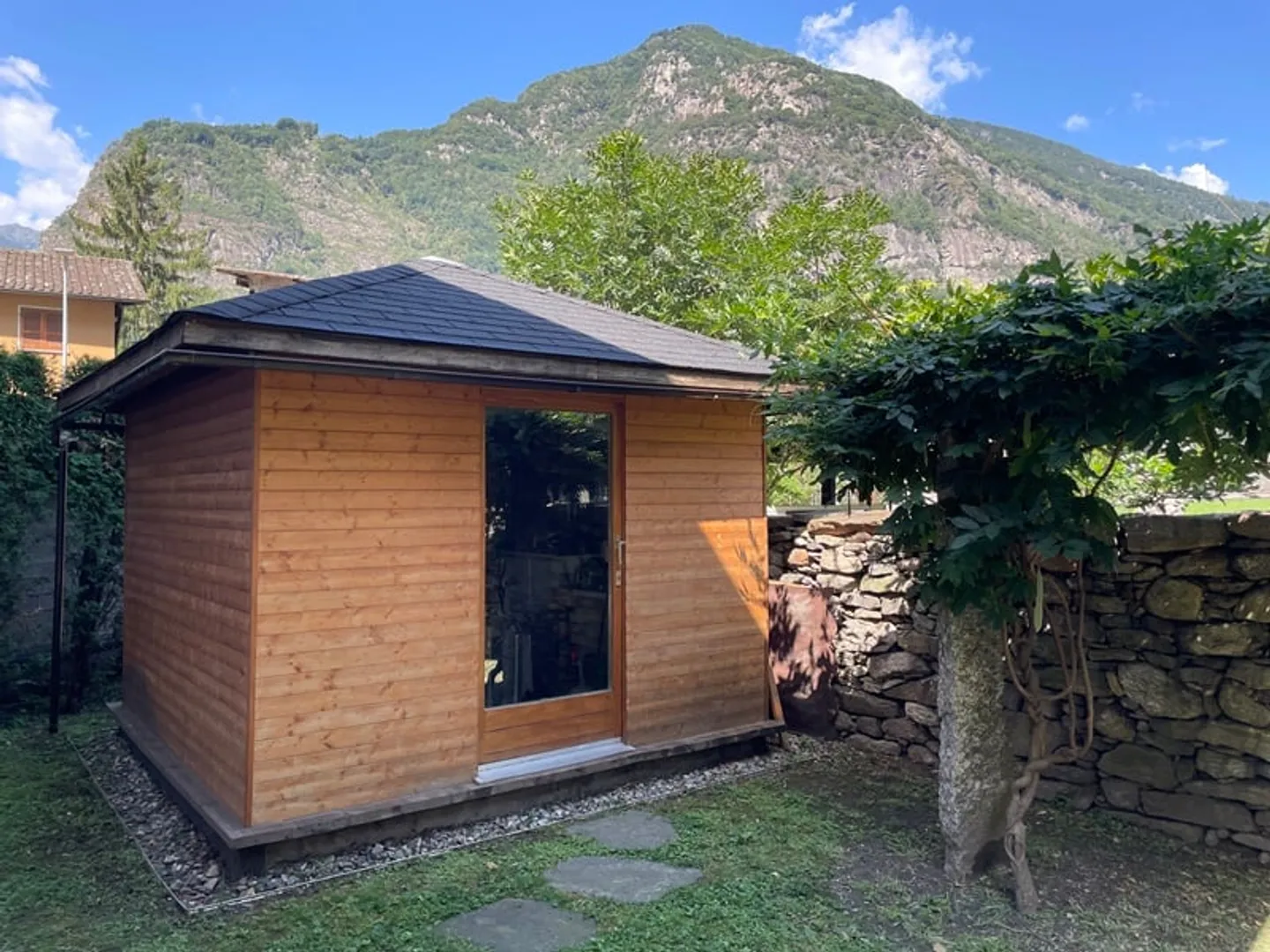 Grande casa con 7,5 stanze - Foto 4 di 11