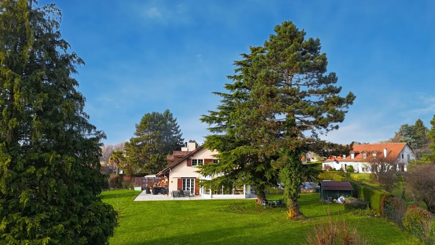 Villa Étonnante avec Solaire & Géothermie - Photo 3 sur 23