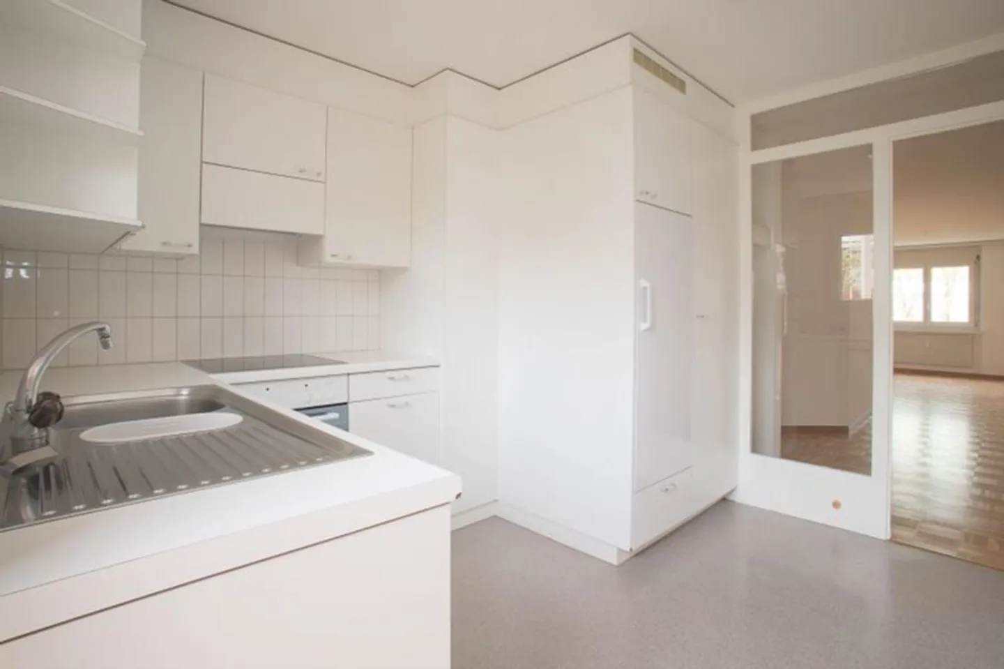Geräumige Wohnung an der Birs - Foto 4 von 9