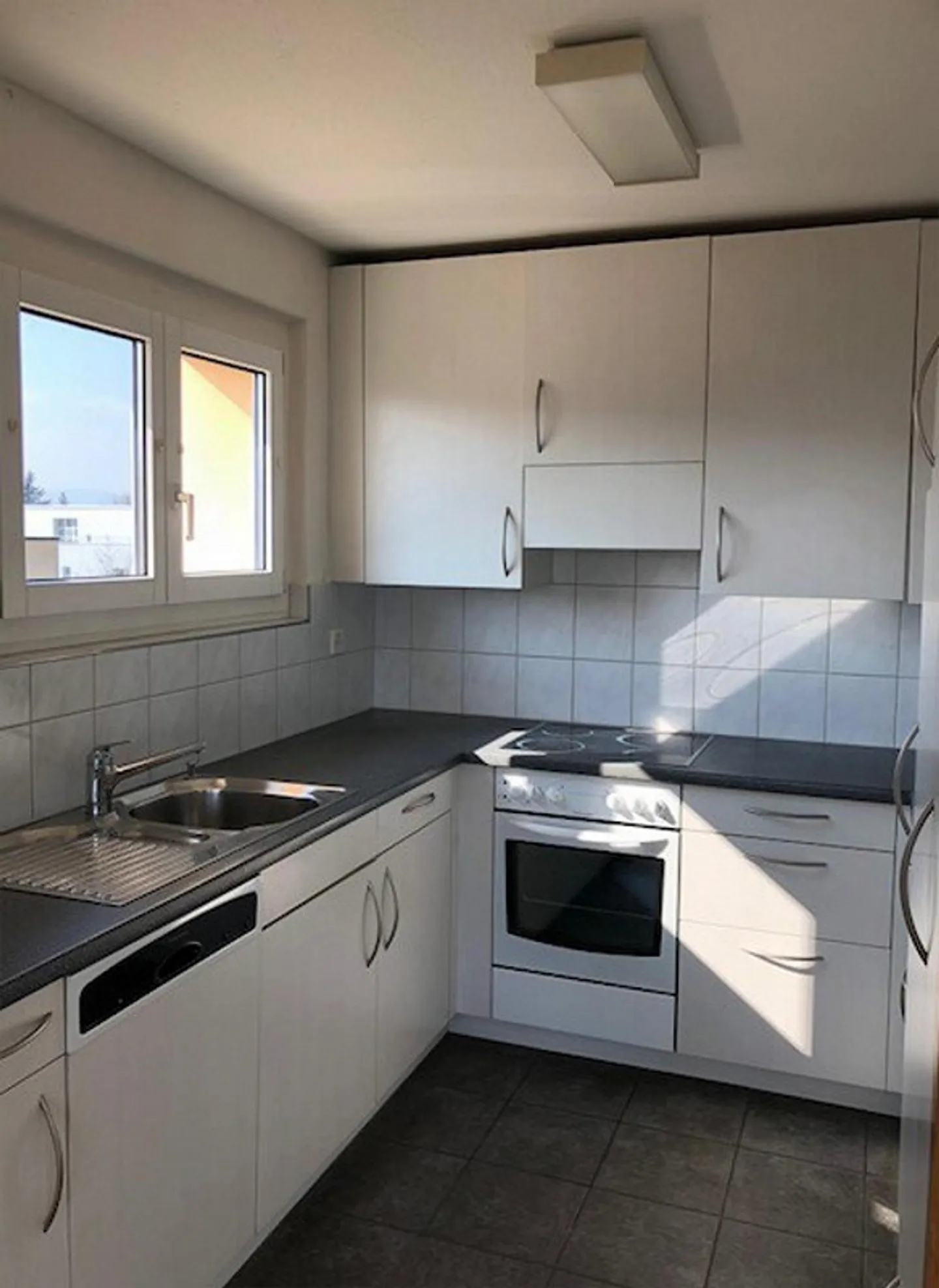 Appartamento luminoso in centro cercato? - Foto 6 di 9