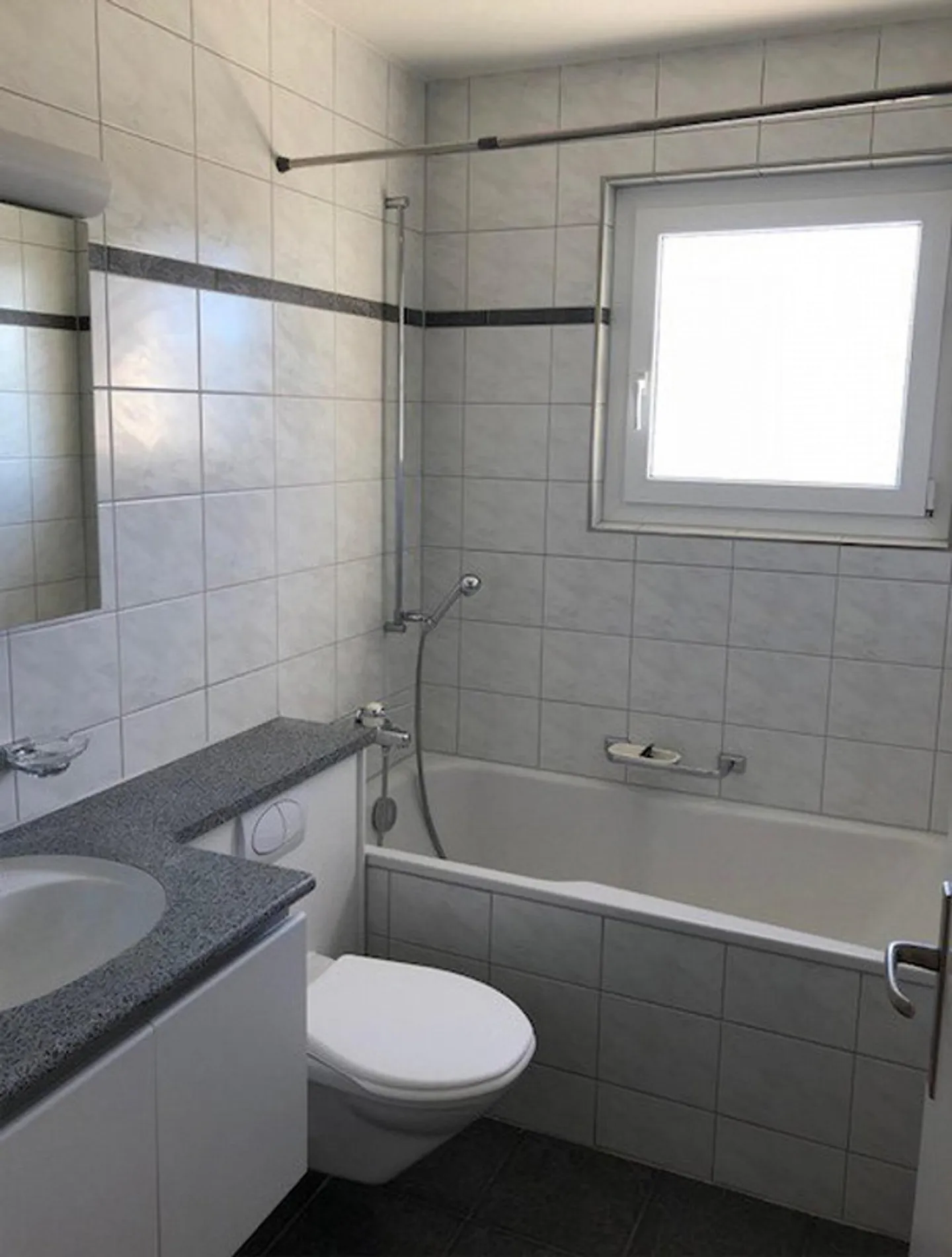 Appartamento luminoso in centro cercato? - Foto 7 di 9