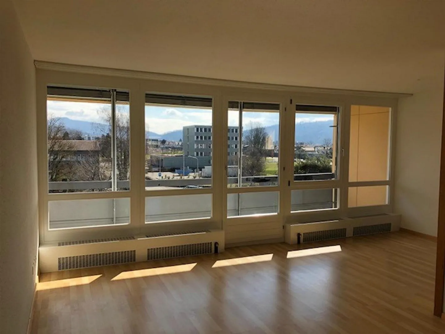 Appartamento luminoso in centro cercato? - Foto 3 di 9