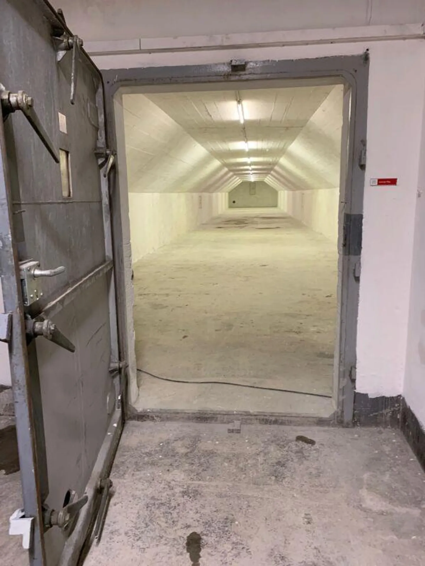 Storage Rooms - Photo 4 of 11