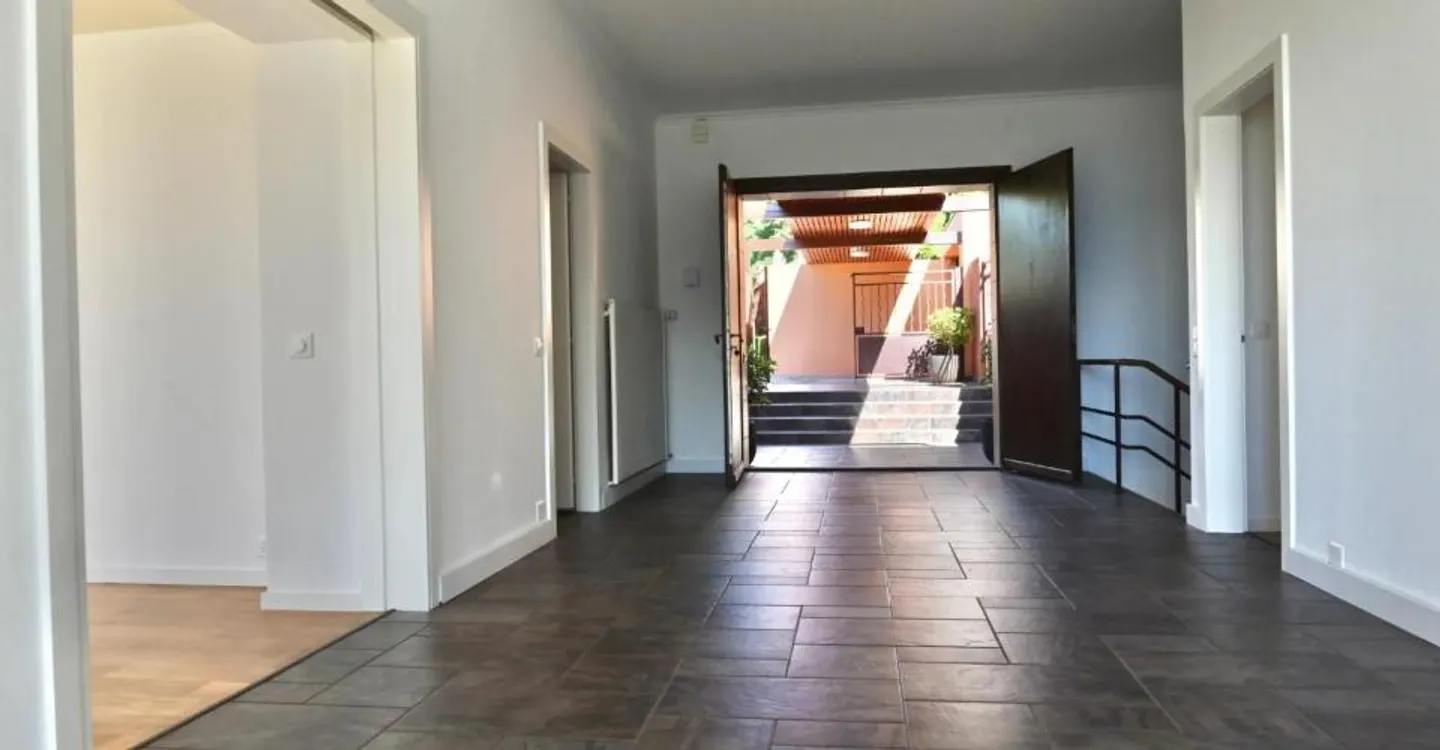 Wunderschöne Renovierte Villa - Foto 4 von 11
