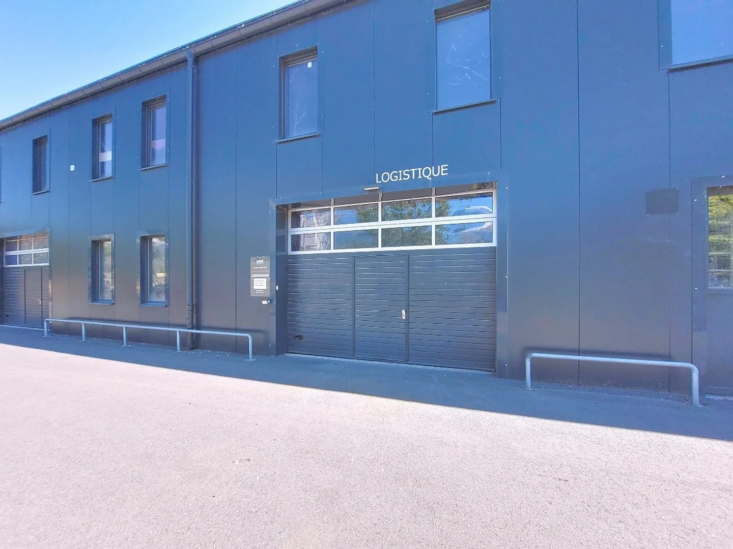 Sion, several commercial spaces with freight elevator for rent - Photo 4 of 8