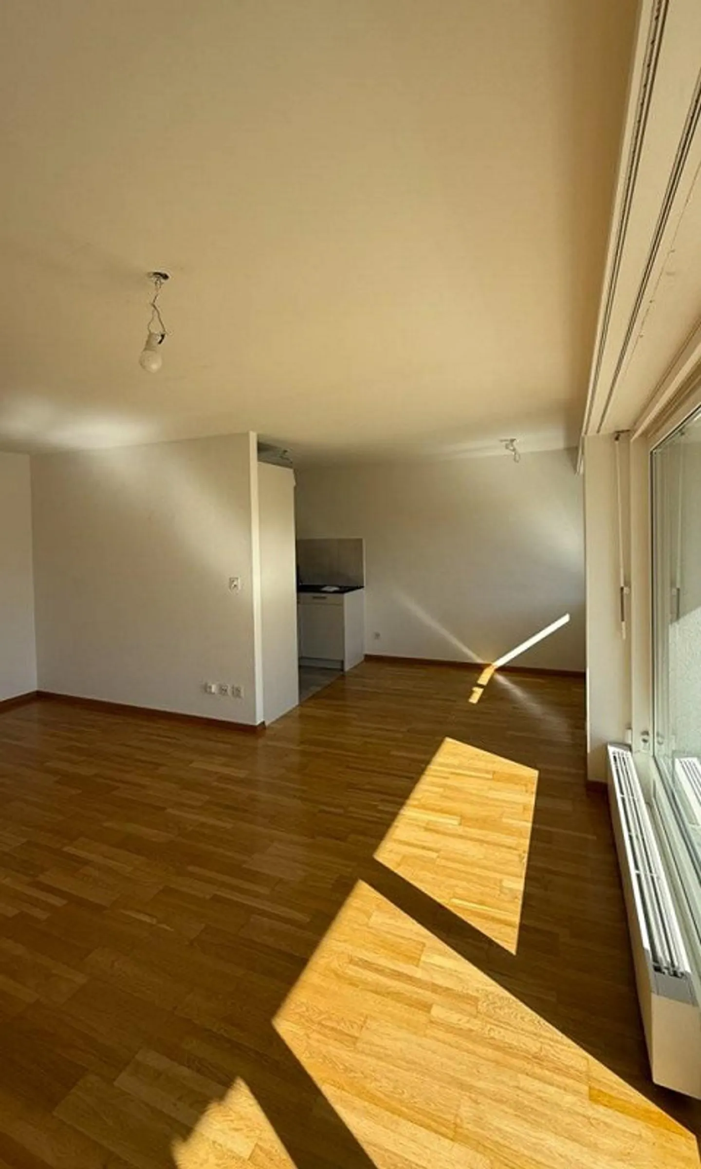 3 1/2-room apartment, 2nd floor middle - Photo 3 of 11
