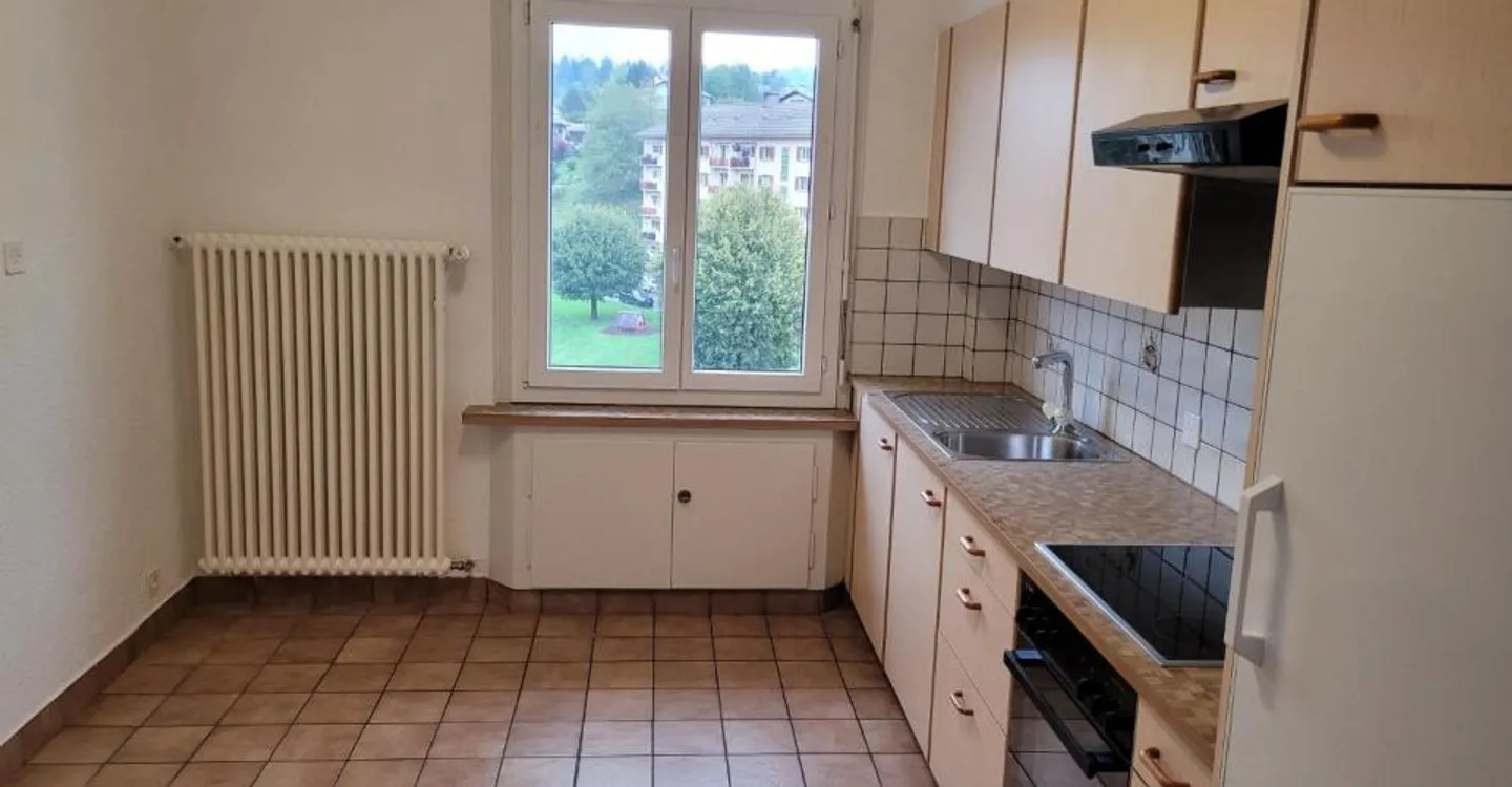 3-room apartment with balcony - Photo 1 of 7