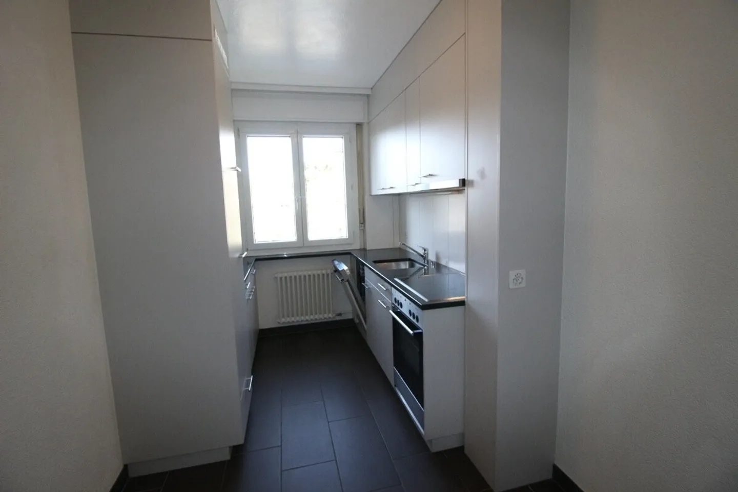 Charming 3-Room Apartment - Photo 10 of 13