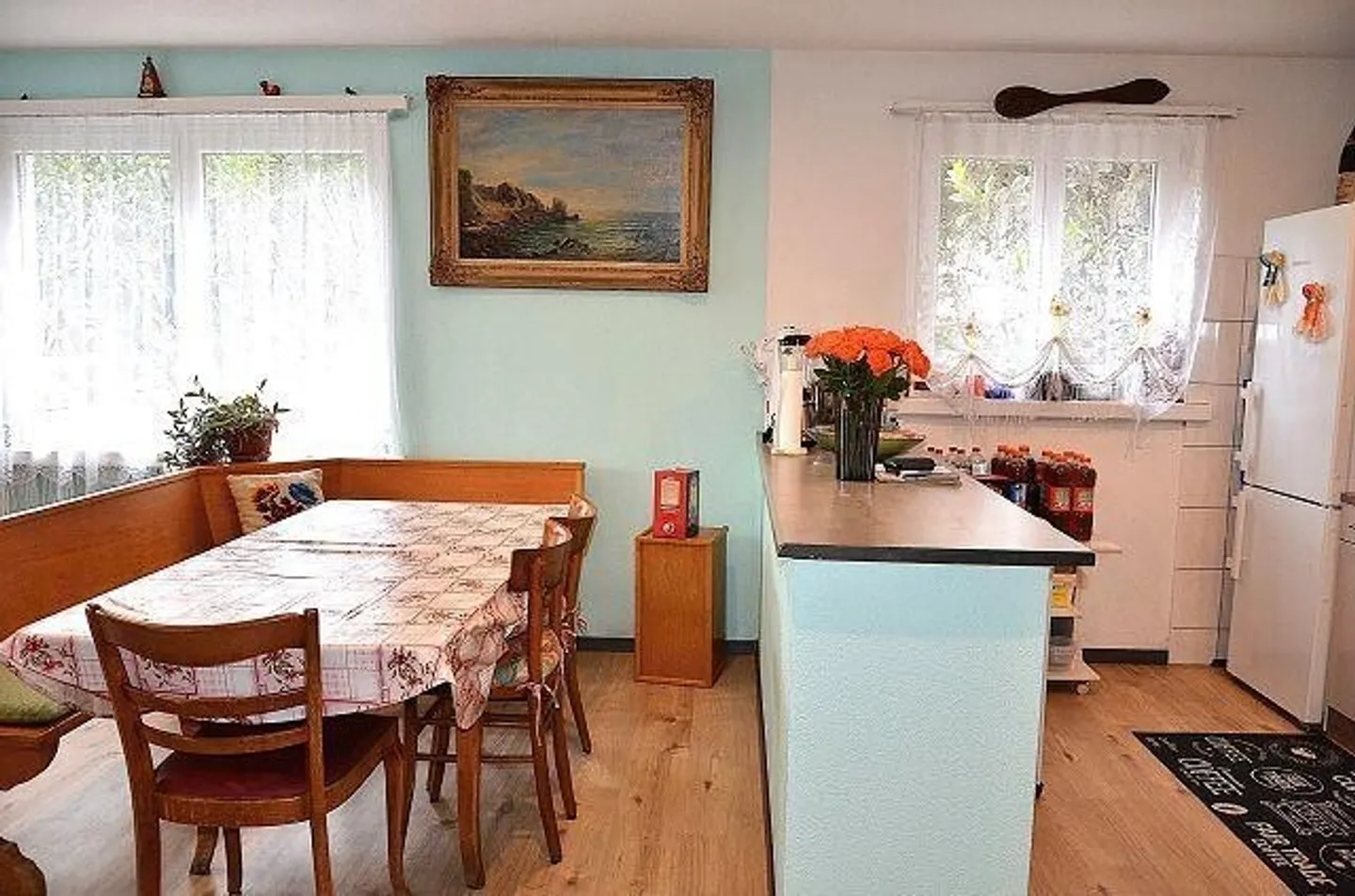 Charming Chalet with Lake View - Photo 9 of 13