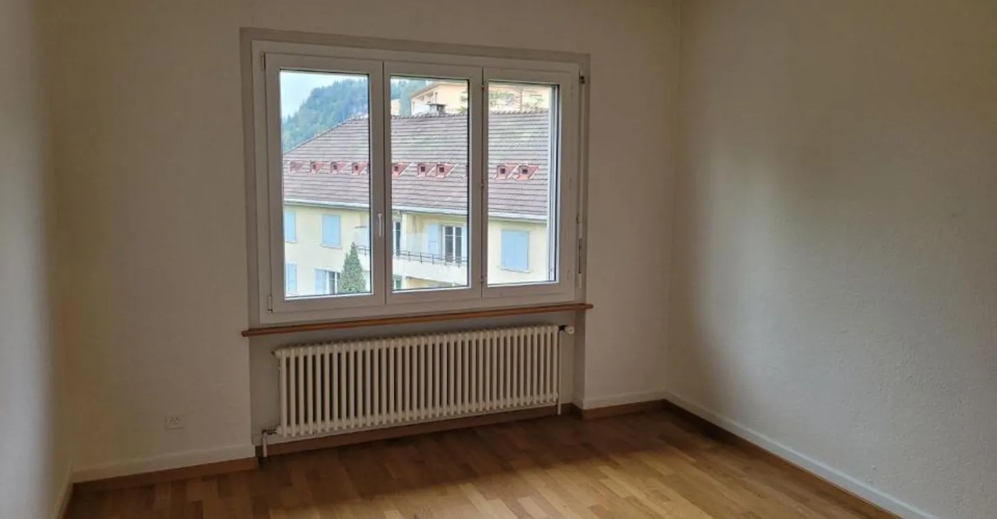 3-room apartment with balcony - Photo 2 of 7