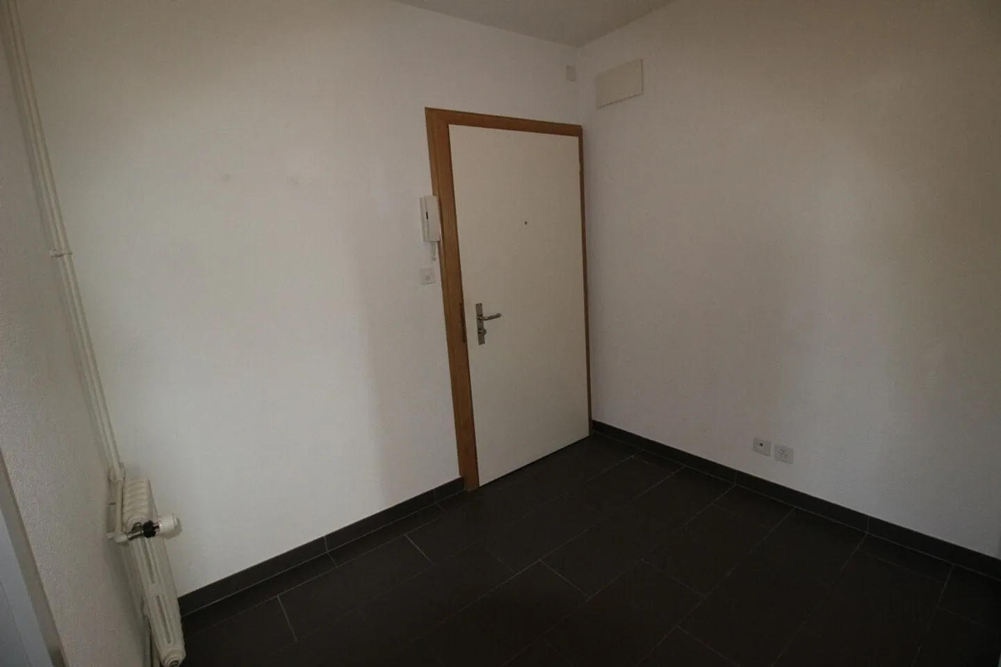 Charming 3-Room Apartment - Photo 9 of 13