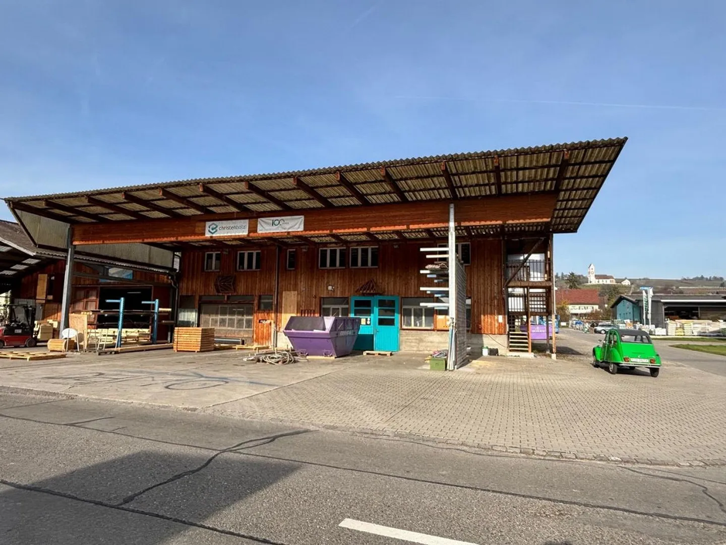 Vielseitige Gewerbefläche - Foto 3 von 10