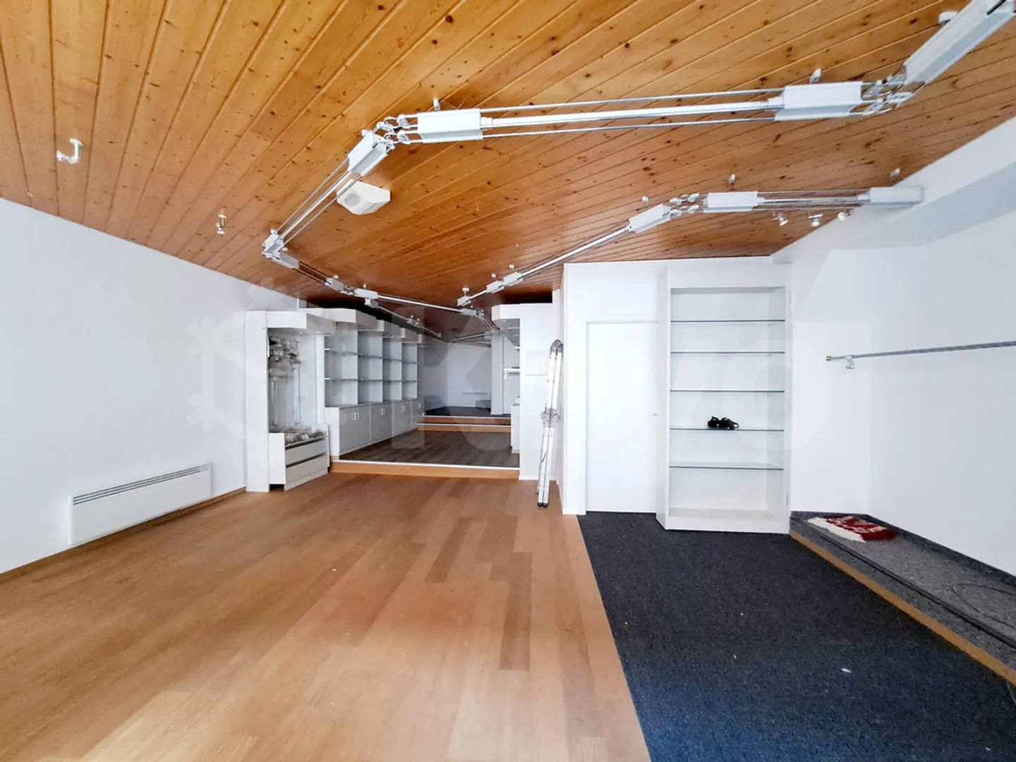 CENTRALE 18, Commercial space in the city center - Photo 1 of 6