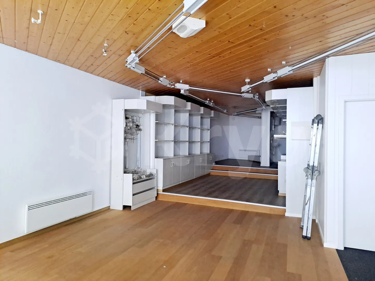CENTRALE 18, Commercial space in the city center - Photo 3 of 6