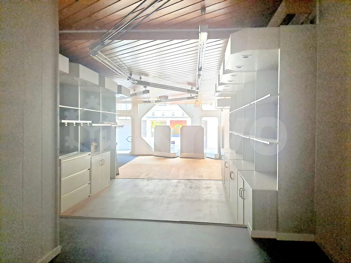 CENTRALE 18, Commercial space in the city center - Photo 4 of 6