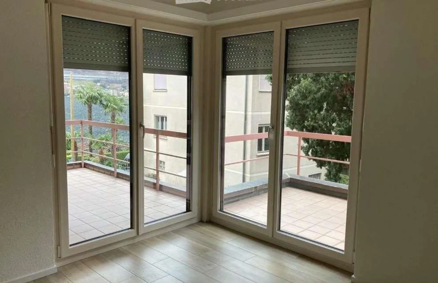 RIVA SAN VITALE: GRAZIOSO 2.5 LOC. FRONTE LAGO - Foto 8 von 10