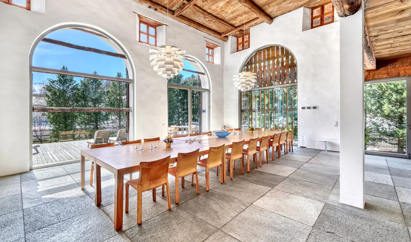 Alpine Grandeur – luxuriously restored Engadin house - Photo 1 of 8